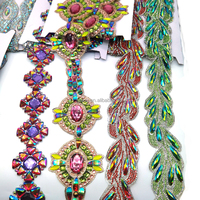Chaîne décorative personnalisée en strass et cristaux, garniture brodée thermocollante pour le Carnaval de Saint-Vincent-et-les Grenadines 2025