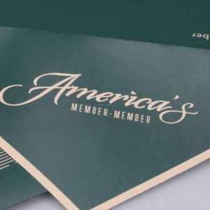 Sobres Verdes Personalizados de Alta Calidad para Invitaciones, con Estampado Dorado y Acabado Brillante, Sobres de Agradecimiento - Product Image 2