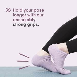 Calcetines Antideslizantes para Pilates y Yoga con Agarre para Mujer - Product Image 5