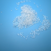 Copeaux de polyester super doux et hydrosolubles, remplaçant partiellement l'acide polyacrylique PVA, excellente capacité de formation de film