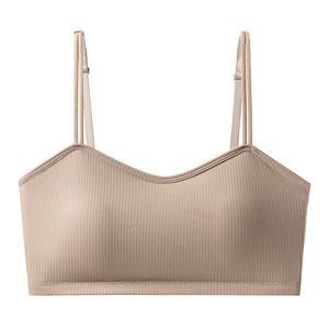 2024 femmes grande taille Latex poitrine Pad Camisole été glace soie sous-vêtements soutien-gorge haut avec courte longueur pour filles potelées - Product Image 5