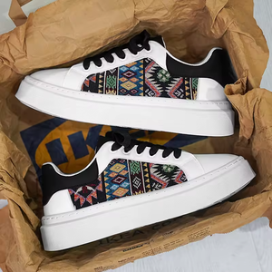 2025 New <b>Men's</b> Casual Skateboard <b>Shoes</b> Breathable Trendy Versatile Thick-Soled White Sneakers Low-Top Sports Board <b>Shoes</b> for <b>Men</b> - Product Image 5