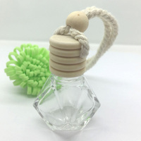 Mini Bouteilles de Parfum Claires en Forme de Diamant Suspendues pour Diffuseur Désodorisant de Voiture Avec Cordons Colorés