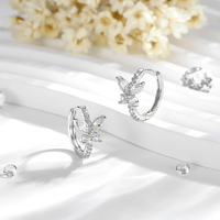 Pendientes de Aro Delicados y Modernos para Mujer, con Cierre de Hebilla, Resistentes al Deslustre, Chapados en Oro de 14K, con Circonitas Redondas