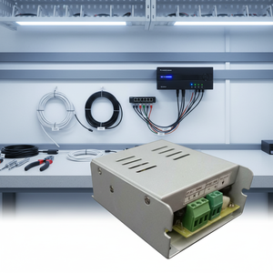 Alimentation électrique industrielle AC/DC en boîtier métallique avec bornier pour panneaux de commande et systèmes d'automatisation - Product Image 1