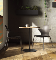 Chaise de restaurant empilable moderne en plastique unique conforme à la norme ANSI/BIFMA