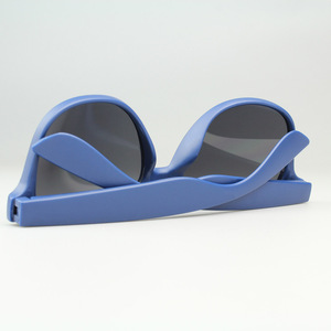 Gafas de Sol Cuadradas Infantiles Promocionales, Color Rosa, Lindas, Decorativas para Fiestas, con Diseño de Cielo Azul y Nubes Blancas, Logotipo Personalizado, Protección UV400, PC Transparente - Product Image 5