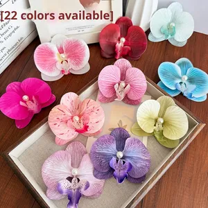 Kẹp tóc Phalaenopsis ngọt ngào với hoa giả ở các cạnh tạo nên bầu không khí cao cấp. Kẹp mỏ vịt - Product Image 2