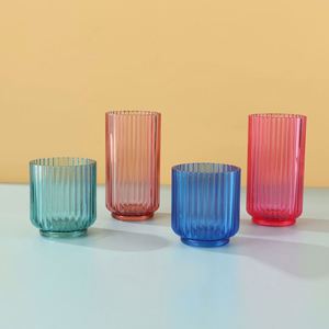 Vaso Reutilizable de Acrílico con Rayas de Colores, Diseño Moderno y Minimalista para Uso General en el Hogar, Restaurantes y Oficinas - Product Image 4