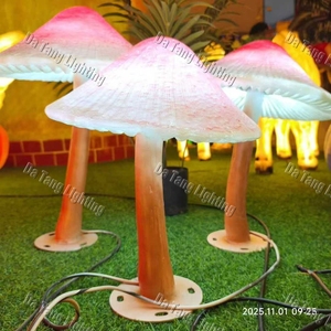 Lumières en forme de champignons pour forêts enchantées, parcs à thème, centres commerciaux, stations balnéaires et installations décoratives pour promenades nocturnes - Product Image 2