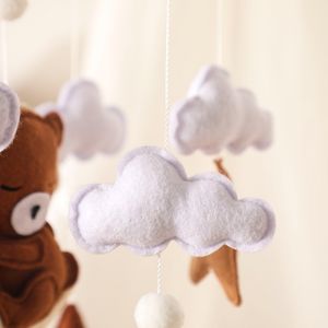 Vente en Gros Neutre Beige Nuage Etoile Lune Feutre Ours Endormi Berceau en Bois Mobile pour Bébé pour Chambre <span class=keywords><strong>de</strong></span> Bébé - Product Image 4
