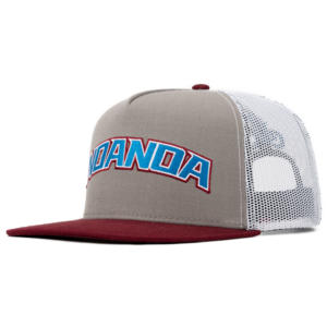 Gorras Trucker Personalizadas TCAP de 5 Paneles con Malla de Nailon Roja y Bordado Plano - Product Image 2