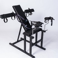 Chaise érotique BDSM avec machine à pousser, dispositif de retenue, écarteur de jambes, accessoires et jouets sexuels