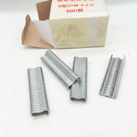 Prix usine porc anneau M Clip agrafes M18 pour oiseau poulet maille Cage fil clôture