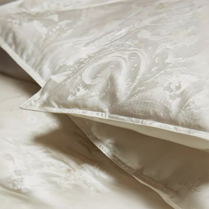 لحاف بالأسفل مصنوع من القطن الأبيض الناعم للغاية لفندق منفوش يسمح بمرور الهواء طوال الموسم لحاف مخفض عالي الجودة - Product Image 4