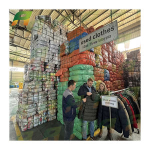 阿联酋-批发二手衣服 在线购买二手服装 A级二手衣服 男士夹克 二手冬季衣服 - Product Image 1