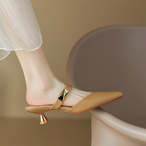 Sandales à talons hauts en cuir pour femmes, style mule pointue, à bout fermé, élégantes, nouvelle collection été 2024, pour l'extérieur - Product Image 2