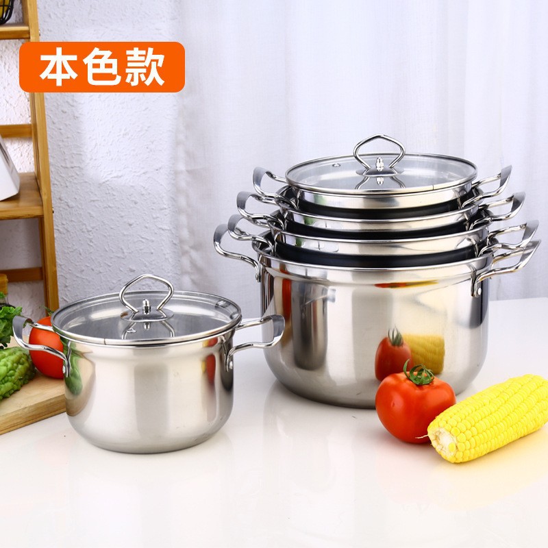 Juego de cinco piezas de acero inoxidable.