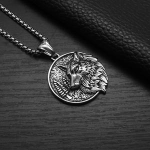 Casting Nordic Wolf Head Munt Dier Punk Pvd Staal Waterdichte Hanger Mode Sieraden Kettingen Voor Mannen Man Groothandel - Product Image 5