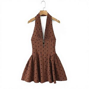 Robe d'été en mousseline de soie, style français, douce et épicée, luxe européen, décontractée, coupe ajustée, col en V profond, dos nu, col halter, taille cintrée - Product Image 1