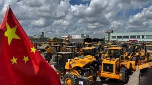 Bulldozer Medianos Avec Treuil utilisé Bulldozers D'occasion Hand Traktor Bulldozer avec protège-brosses - Product Image 6