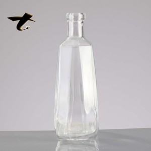 Botellas de Vidrio Cuadradas Premium de 750 ml con Sello de Corcho, Acabado Esmerilado Personalizado, Envase Decorativo para <span class=keywords><strong>Ron</strong></span>, Ginebra y Tequila - Product Image 4
