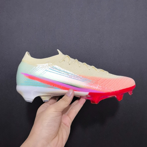 Nuove <span class=keywords><strong>Scarpe</strong></span> <span class=keywords><strong>da</strong></span> <span class=keywords><strong>Calcio</strong></span> Personalizzabili all'Ingrosso, Stivali Sportivi Neri per Uomo - Product Image 1