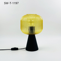 Lampe de table en verre de style postmoderne simple pour hôtel, décoration douce, modèle de chambre, salon, chambre à coucher, lampe de chevet pour chambre à coucher