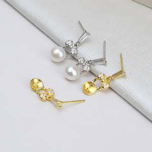 Boucles d'oreilles en argent S925, accessoires de bijoux en perles DIY, porte-boucles d'oreilles asymétriques avec forme triangulaire carrée, personnalisées 1146 - Product Image 1