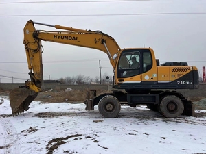 Excavatrice Hyundai 210w-9 d'occasion en vente, excavatrice de haute qualité d'occasion à vendre, excavatrice sur roues Hyundai d'origine d'occasion - Product Image 2