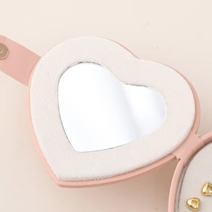 Caja de Almacenamiento de Joyas Portátil en Forma de Corazón, Regalo de San Valentín, Caja para Aretes y Anillos, Ideal para Viajes - Product Image 6