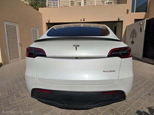 Modèle Y Long Range 2023, berline électrique Tesla - Product Image 2