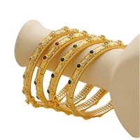 Bracelet à breloques brossé style royal italien pour femme, forme fleur vintage, plaqué or rose, avec cristaux et strass sertis griffe, idéal pour les soirées