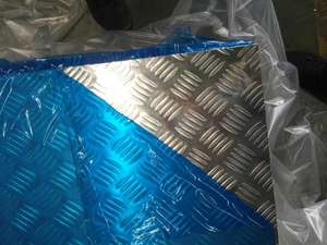 แผ่นอลูมิเนียมอัลลอยด์เคลือบผิว ซีรีส์ 1060 7000  ความแข็ง T3-T8 ผ่านกระบวนการขัดผิว  ความคลาดเคลื่อน 1% สำหรับงานเครื่องจักร CNC  งานก่อสร้าง และเฟอร์นิเจอร์ - Product Image 3