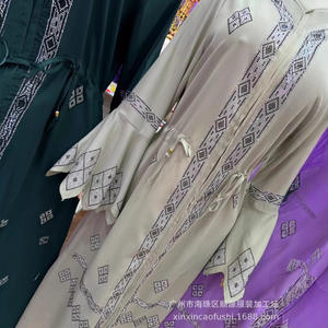 Cardigan, veste, abaya, robe, burqa à fermeture éclair pour femmes grandes tailles, style arabe, OEM ODM, <span class=keywords><strong>vêtements</strong></span> transfrontaliers Europe-Amérique pour <span class=keywords><strong>Amazon</strong></span> - Product Image 4