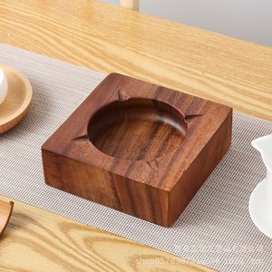 ที่เขี่ยบุหรี่ไม้วอลนัททรงสี่เหลี่ยม 11x11x4.5 ซม. สไตล์จีนโบราณ สำหรับใช้ในบ้านและโรงแรม - Product Image 3