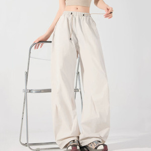 <span class=keywords><strong>Pantalon</strong></span> technique Gorpcore personnalisé 650g pour <span class=keywords><strong>femme</strong></span>, <span class=keywords><strong>cargo</strong></span> utilitaire à séchage rapide sous marque privée, OEM unique pour marques outdoor haut de gamme - Product Image 1