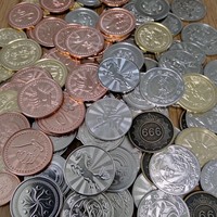 Jetons de jeu d'arcade en métal avec logo personnalisé, pièces de monnaie de divertissement à motif et taille personnalisés pour machine de jeu, laverie automatique, distributeur automatique