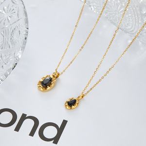 Collier pendentif personnalisé en acier inoxydable anti-ternissement pour femmes, vente en gros 2024 - Product Image 2