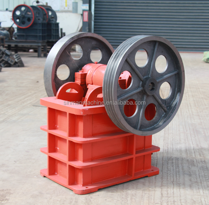 Mobile Portable Small jaw crusher rock stone crushing machine Pe