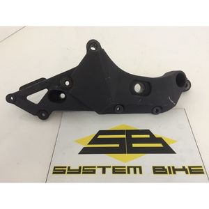 Supporto Motore Destro per MV Agusta Brutale 750 - Product Image 1