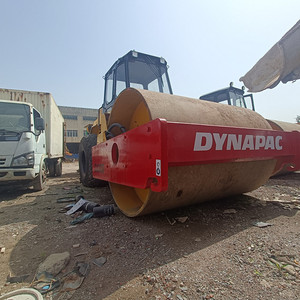 รถบดถนน DYNAPAC รุ่น CA251D/CA30D ca301 น้ำหนักใช้งาน 12 ตัน เครื่องยนต์เบนซินคัมมินส์ 75 กิโลวัตต์ กำลังขุดสูง แบบดรัมเดี่ยว - Product Image 2