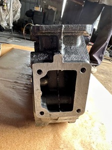 ฝาสูบเครื่องยนต์ดีเซลรถบรรทุก6D34 6D17 6D16 6D15ใหม่ ME997431 ME997756สำหรับ Mitsubishi Fuso Canter <span class=keywords><strong>FN527</strong></span> - Product Image 4