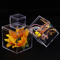 Boîtes en acrylique transparentes personnalisées, petites boîtes à bijoux carrées en plastique, mini-contenants cubiques avec couvercles pour bonbons et ornements