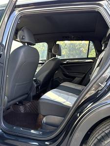 R-Line Tech Beast: VW Tayron 380 4WD 2021, Estilo Deportivo por Dentro y por Fuera, Equipado con Conectividad y Asistencias al Conductor - Product Image 4