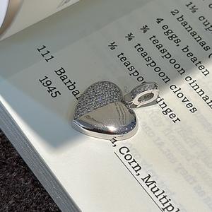 Pendentif en argent pur S925 en forme de cœur antique avec zircon, simple, tendance, rétro, au tempérament français, design unique et original - Product Image 3