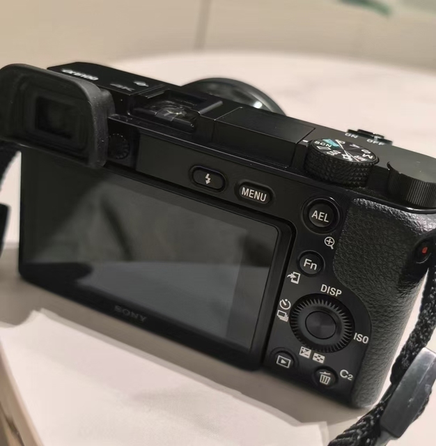 Used High Performance Original for A6100 Mirrorless Camera with 16-50mm Lens CMOS Sensor SD Card 4K Video