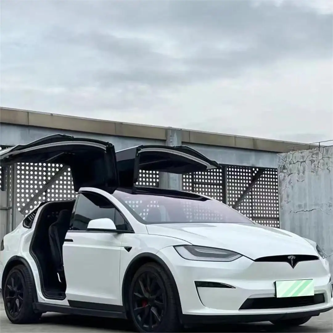 Tesla Model X China New Energy Electric Car Pure Electric with Maximum 664 KM 3 Motor 4WD High Speed Suv Car