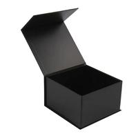 Boîte d'emballage de chapeau magnétique pliable noire en carton rigide avec logo personnalisé boîte cadeau de casquette de baseball