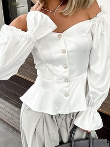 <span class=keywords><strong>Camicetta</strong></span> <span class=keywords><strong>a</strong></span> maniche lunghe in pizzo elegante da donna in stile bianco Dirndl alla moda all'uncinetto Sexy con <span class=keywords><strong>scollo</strong></span> <span class=keywords><strong>a</strong></span> <span class=keywords><strong>barca</strong></span> <span class=keywords><strong>a</strong></span> spalle scoperte - Product Image 3